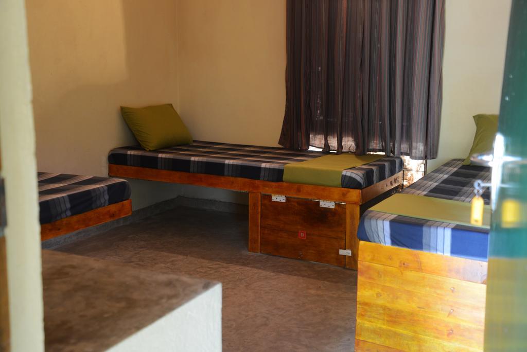 Jungle Beach Hostel Unawatuna Ngoại thất bức ảnh