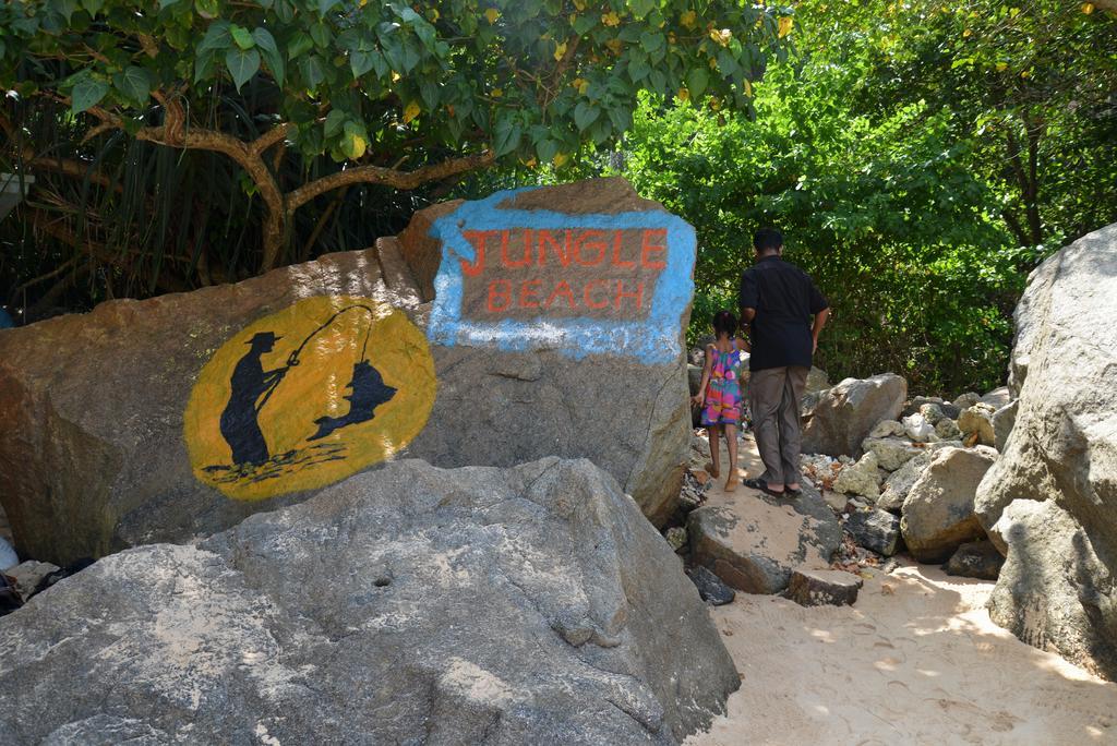 Jungle Beach Hostel Unawatuna Ngoại thất bức ảnh