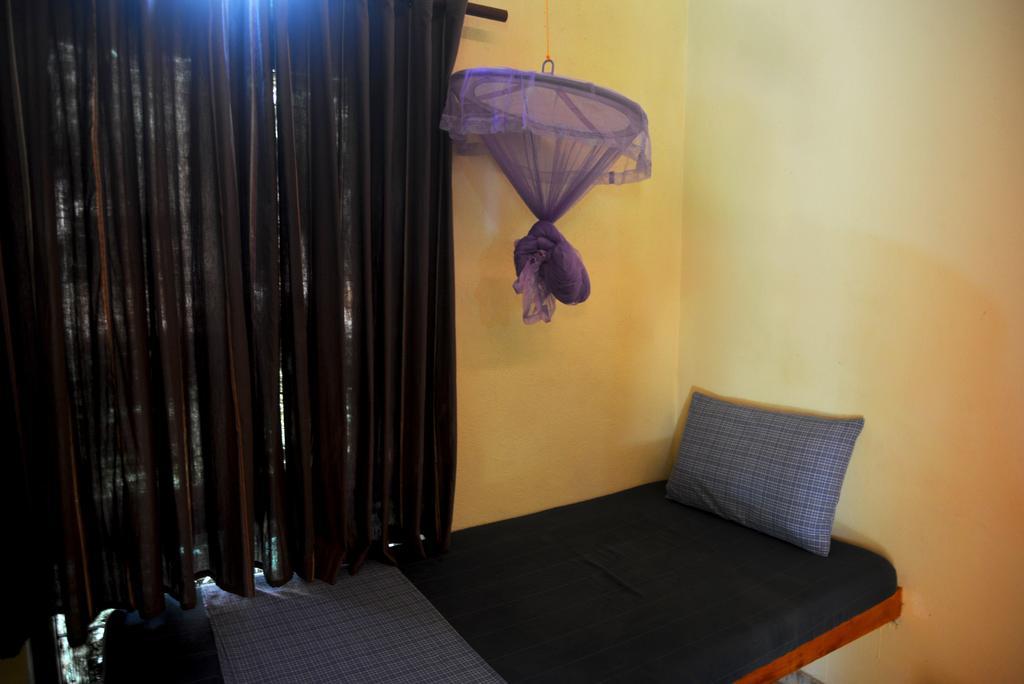 Jungle Beach Hostel Unawatuna Ngoại thất bức ảnh